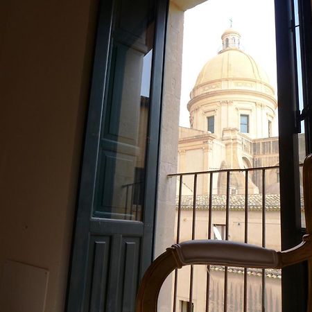 Landolina Palace Hotel Noto Extérieur photo