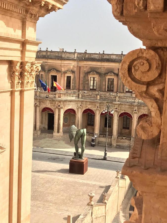 Landolina Palace Hotel Noto Extérieur photo