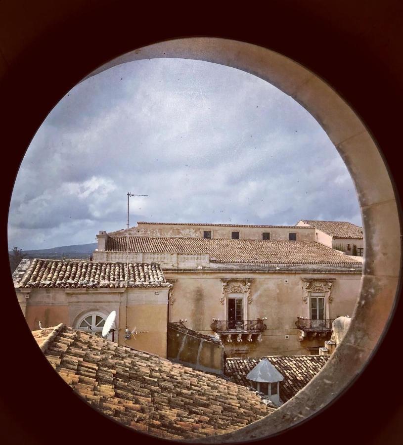 Landolina Palace Hotel Noto Extérieur photo
