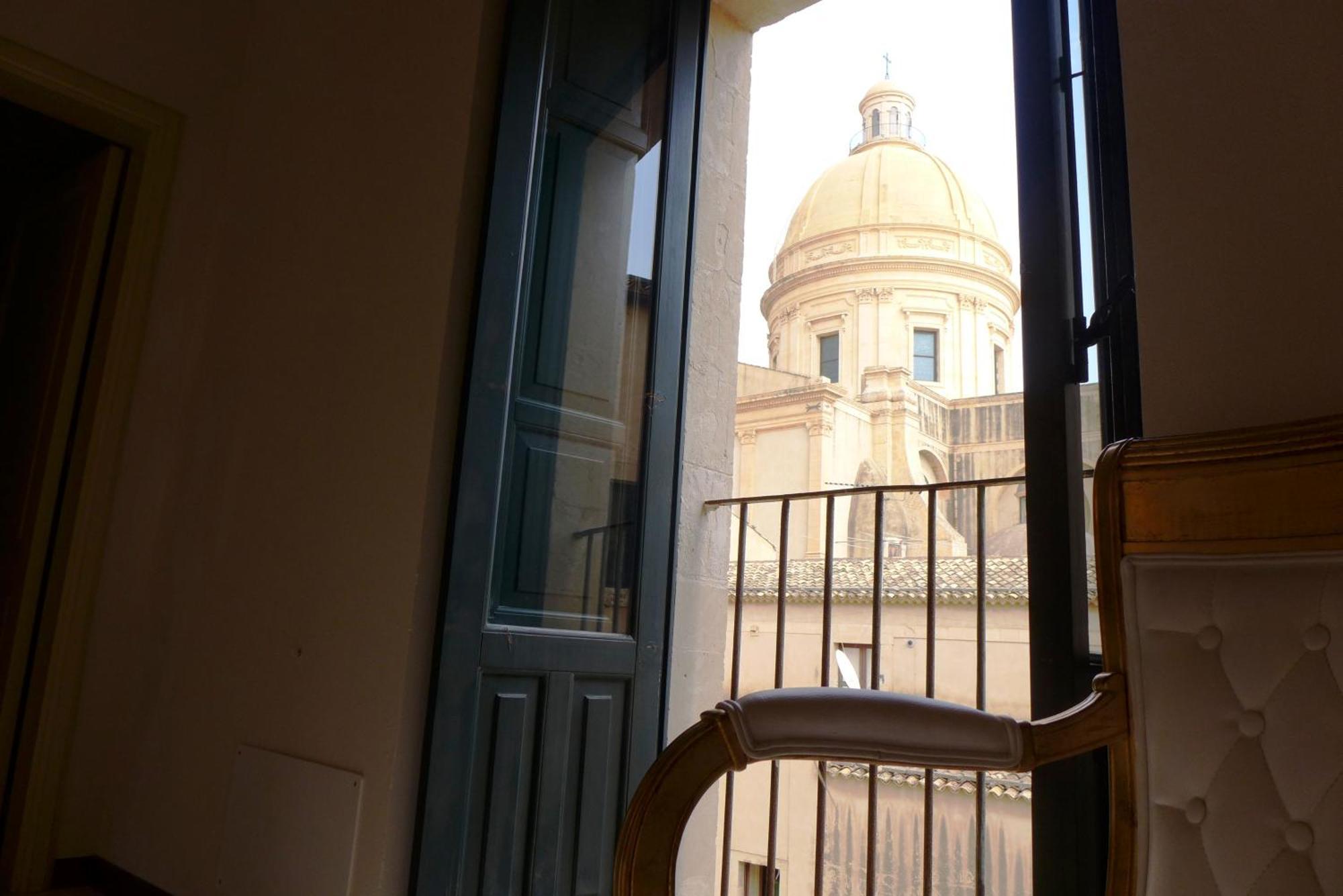 Landolina Palace Hotel Noto Extérieur photo