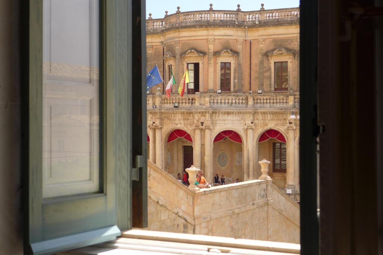 Landolina Palace Hotel Noto Extérieur photo